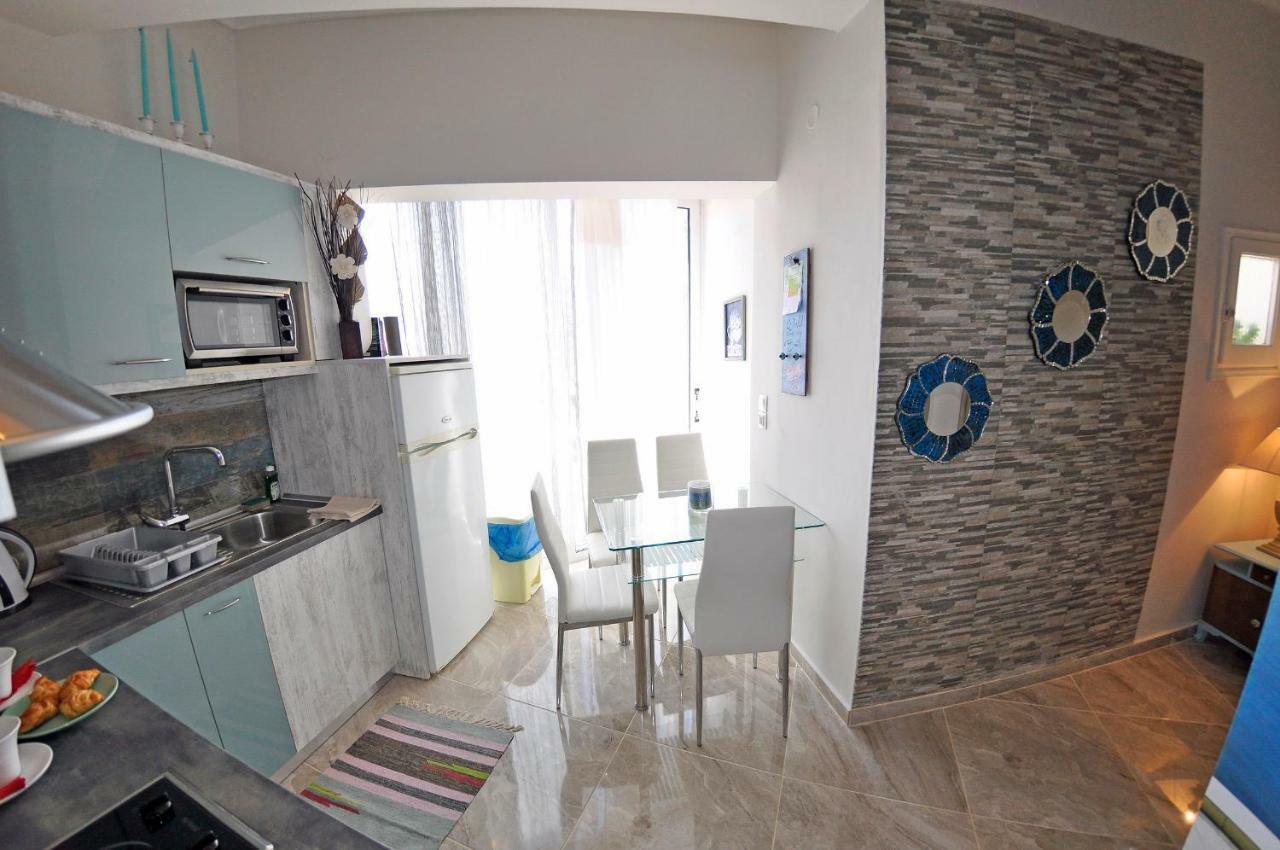 Tango Apartment On The Beach 帕莱欧卡斯提撒 外观 照片