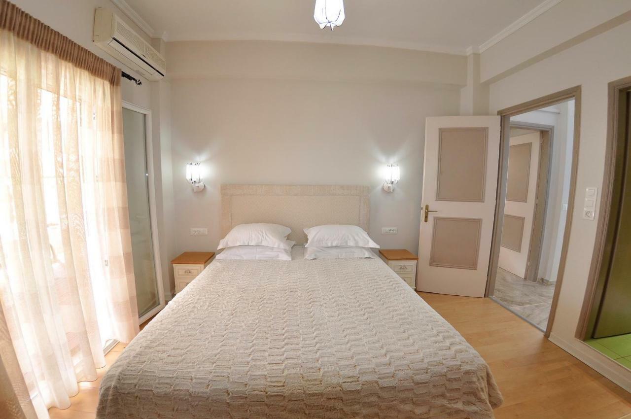 Tango Apartment On The Beach 帕莱欧卡斯提撒 外观 照片
